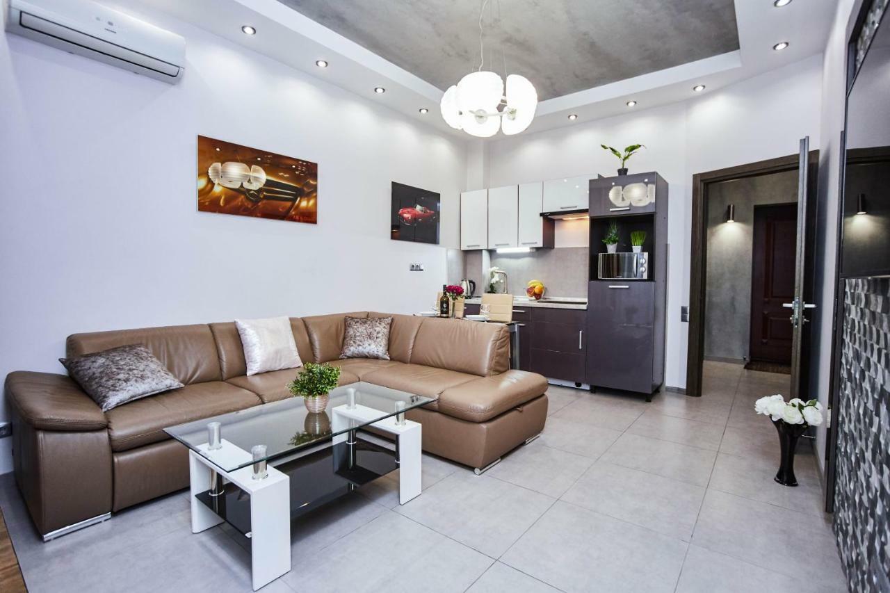 Apartment Grecheskie Odessa Ngoại thất bức ảnh